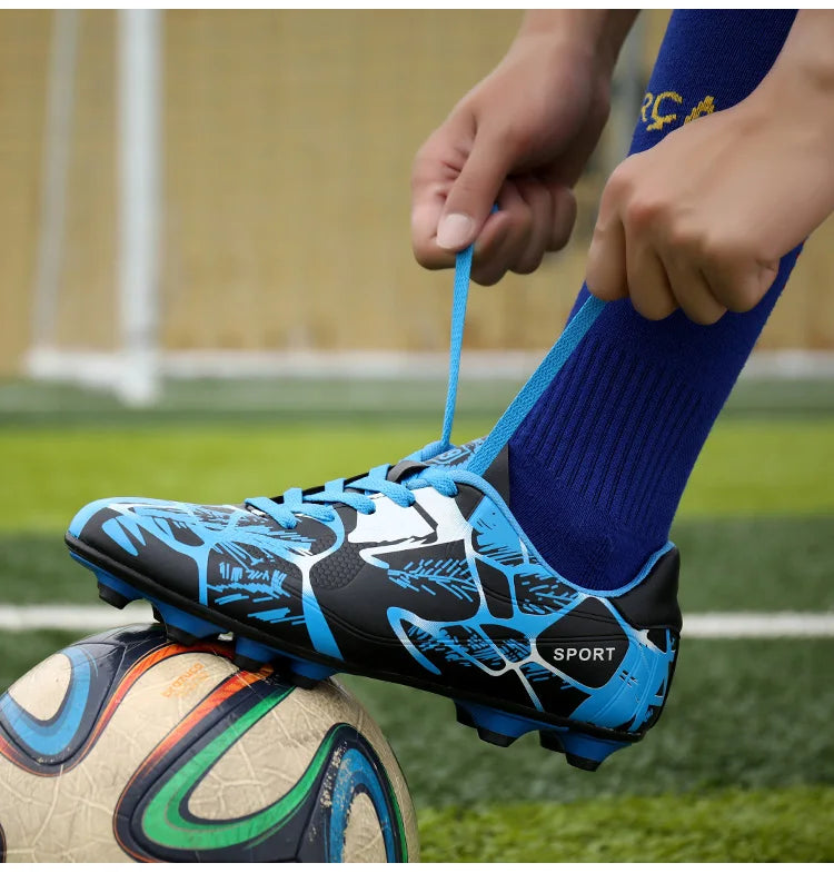 New Men Soccer Shoes Kids Cleats Grass Adult Professional Football Boots Ultralight Non-Slip Boys Training Shoes Drop 31-43