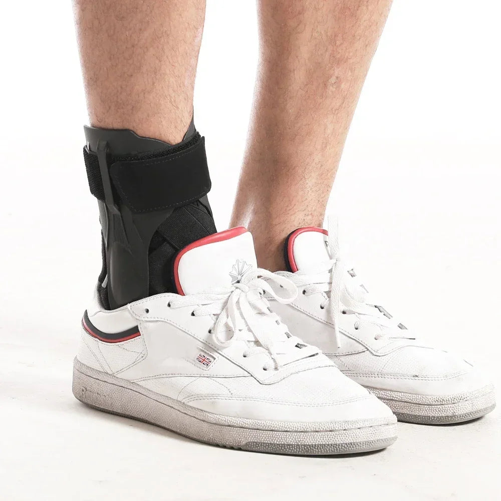 Ankle Brace for Sprained Ankle Support with Side Stabilizers for Men Women Ankle Splint Stabilizer Recovery Tendonitis