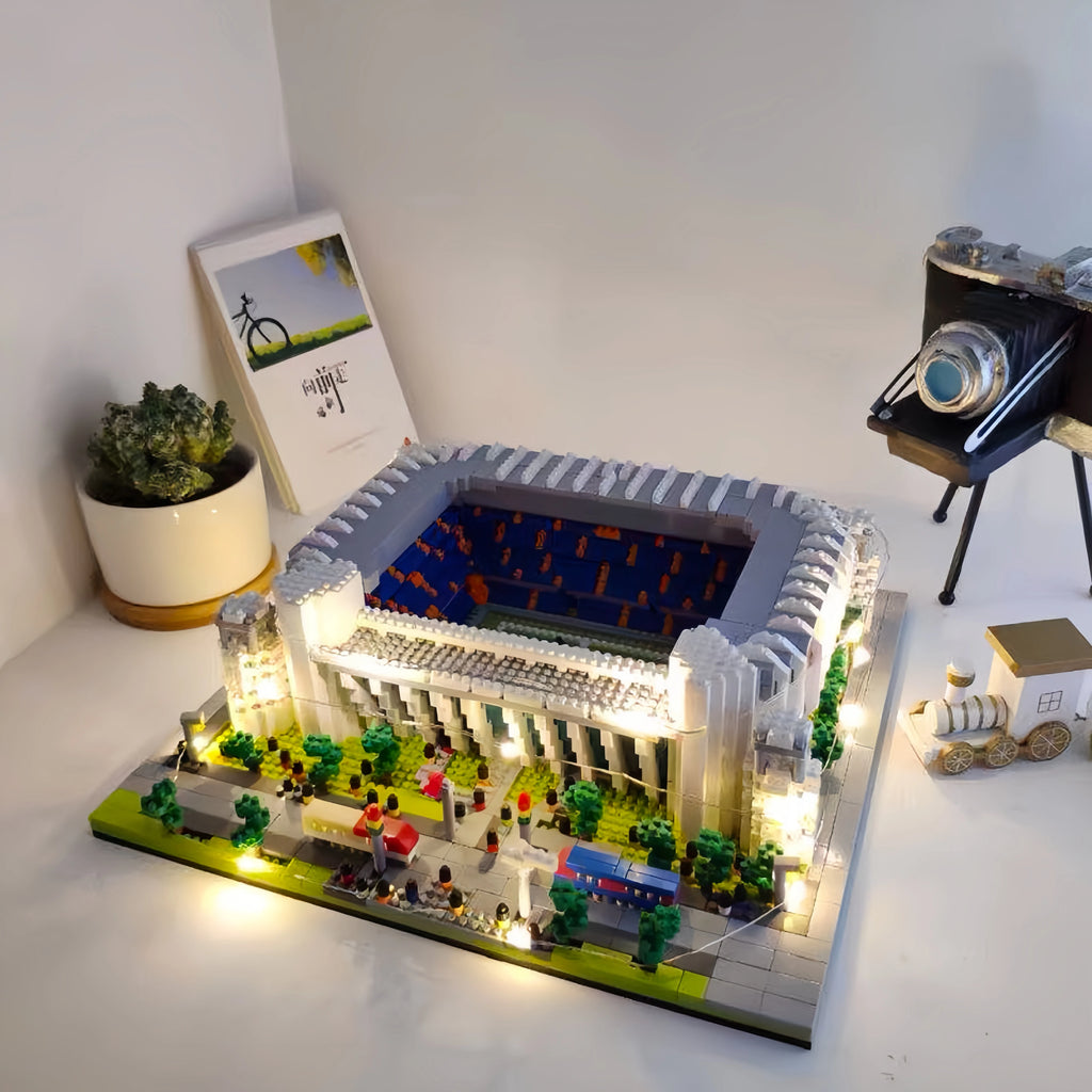 Madrid Style Soccer Stadium Model Micro Mini Diamond Block Kit Kids Adult Assemble Barcelona Football Field Brick Set Puzzle Toy