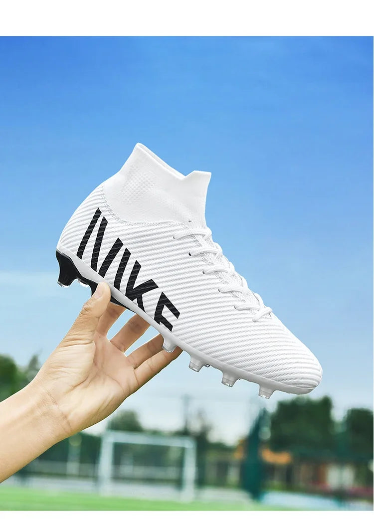 New Men Football Boots Professional Match Sneakers Training Ultralight Soccer Shoes Indoor Sports Shoes Cleats Grass Unisex