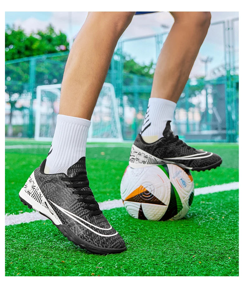 Professional Men Ankle Football Boots Outdoor Grass Cleats Unisex Soccer Shoes Long Spikes FG/TF Football Shoes Chuteira Society