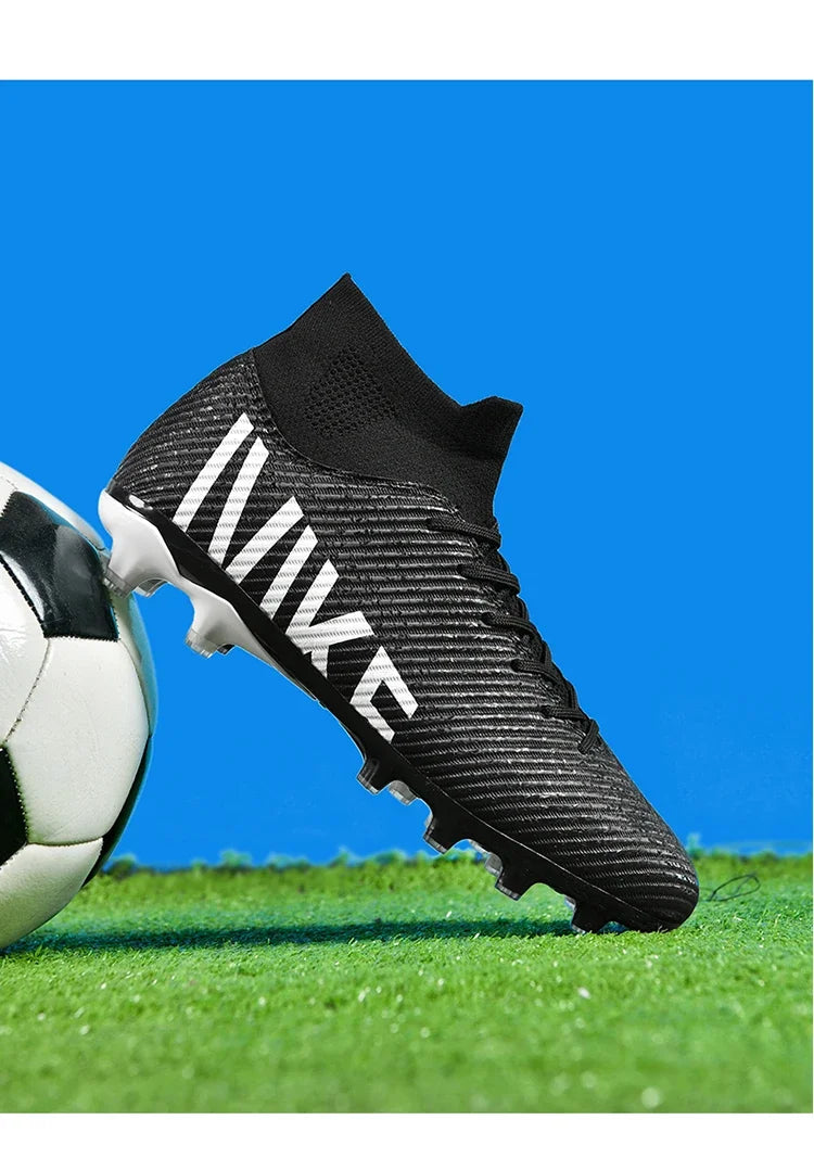 New Men Football Boots Professional Match Sneakers Training Ultralight Soccer Shoes Indoor Sports Shoes Cleats Grass Unisex