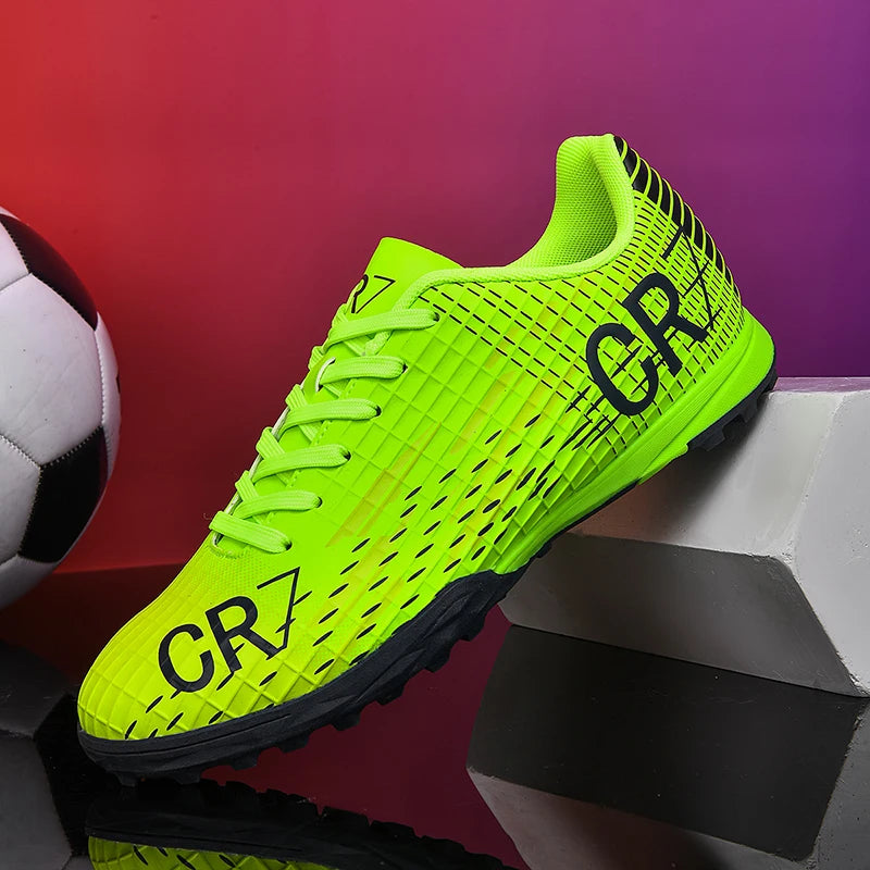 Professional Football Boots Men Soccer Shoes Adult Society Football Cleats Ultralight Training Soccer Sneaker Outdoor Sports