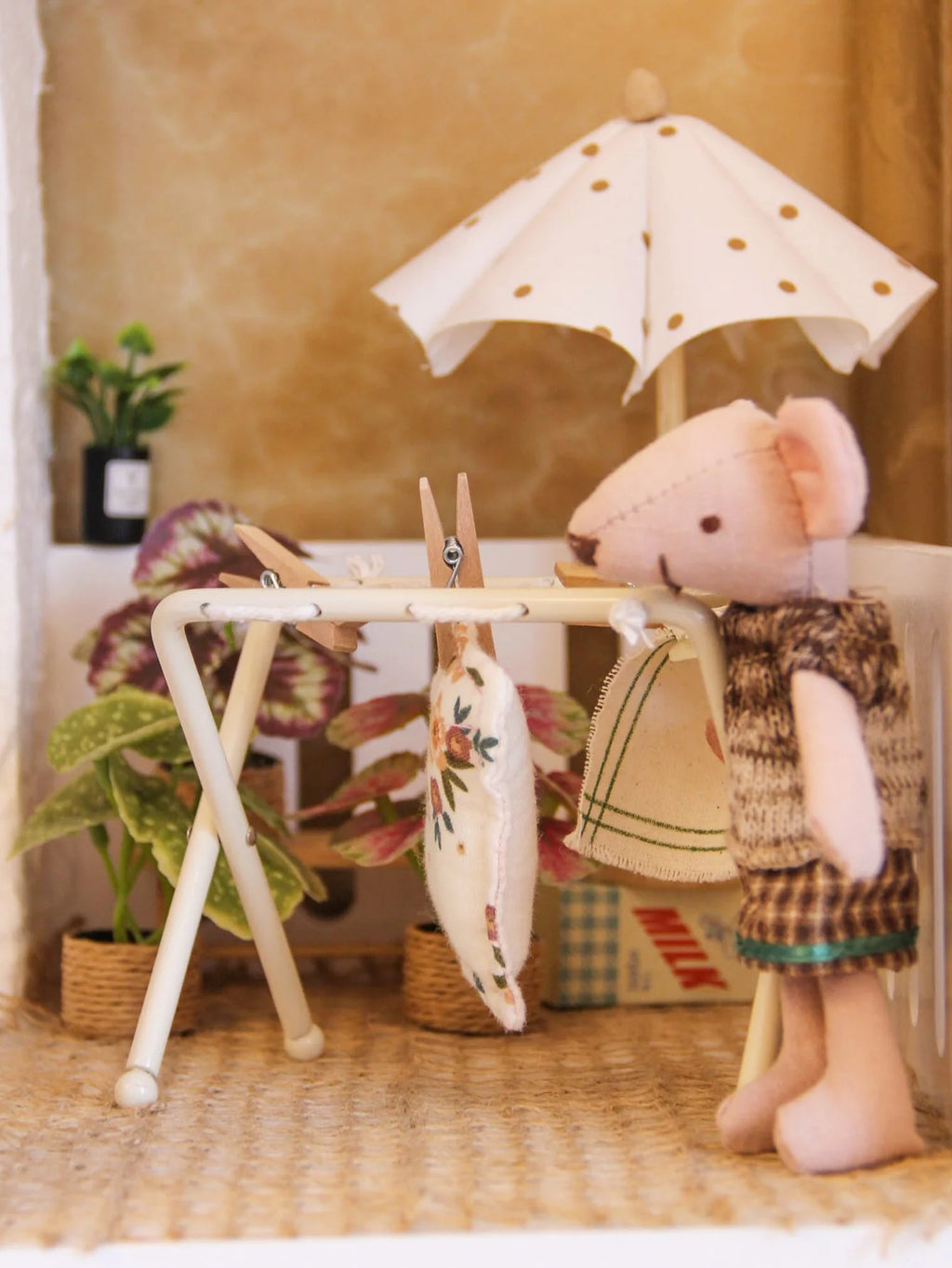 Miniature Simulation Furniture 1:12 Scale for Bathroom, Kitchen, and Bedroom, Suitable for Mini House Decorations