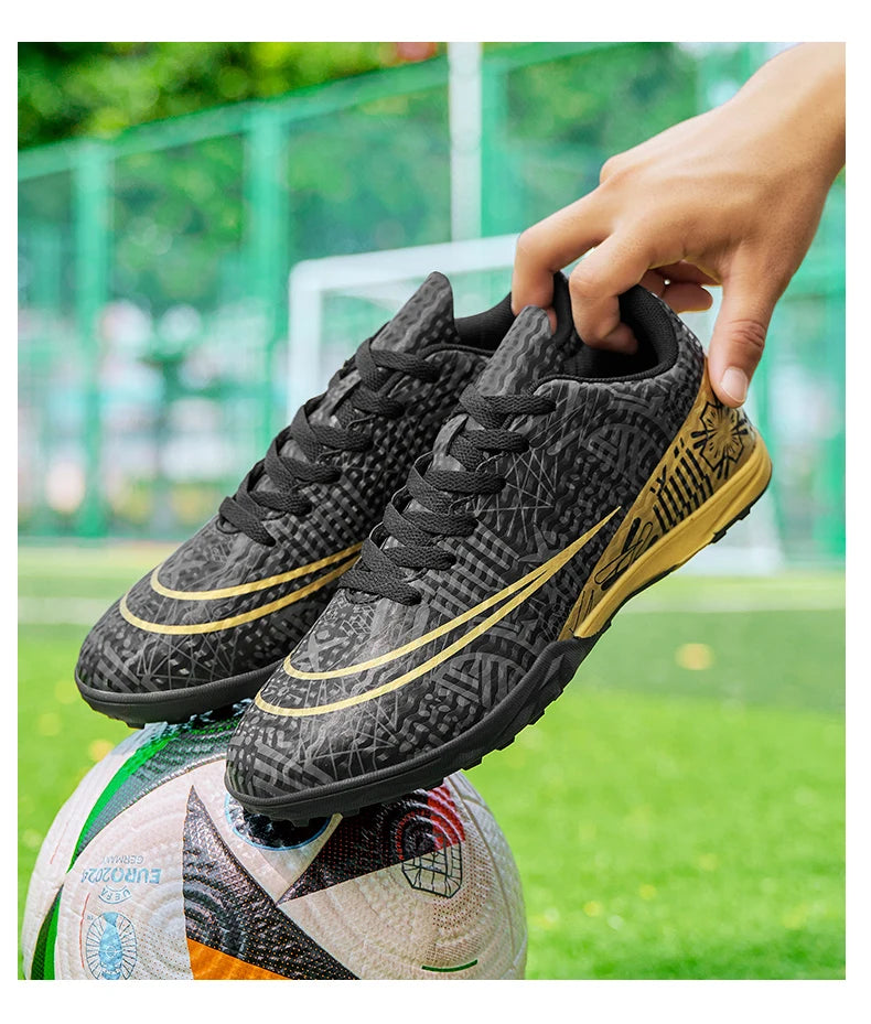 Professional Men Ankle Football Boots Outdoor Grass Cleats Unisex Soccer Shoes Long Spikes FG/TF Football Shoes Chuteira Society