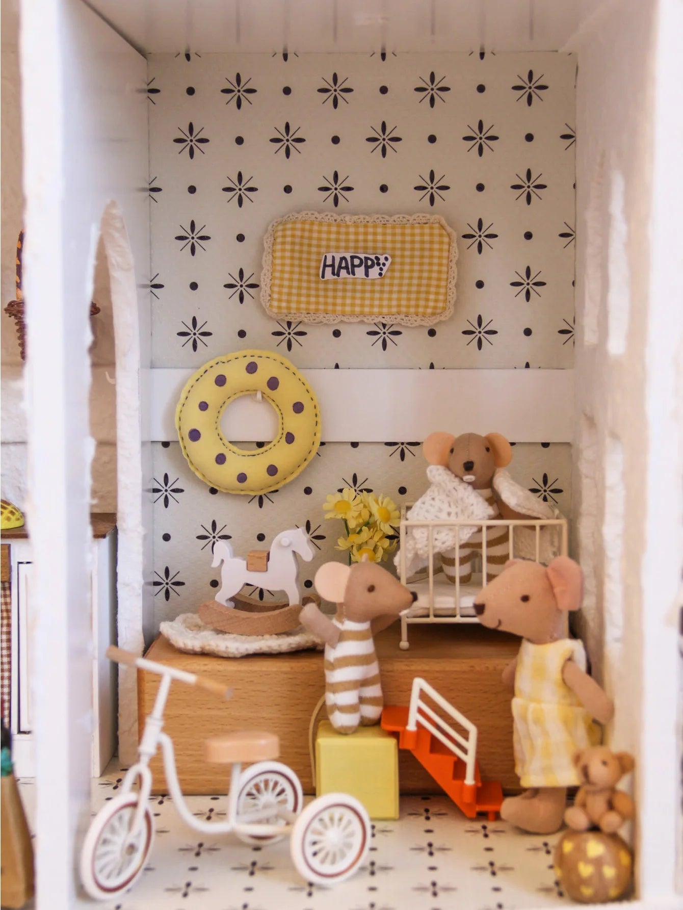 Miniature Simulation Furniture 1:12 Scale for Bathroom, Kitchen, and Bedroom, Suitable for Mini House Decorations