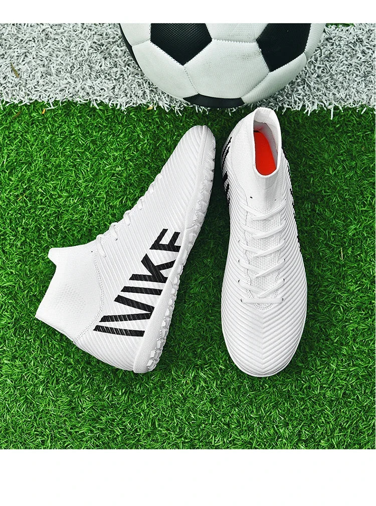 New Men Football Boots Professional Match Sneakers Training Ultralight Soccer Shoes Indoor Sports Shoes Cleats Grass Unisex
